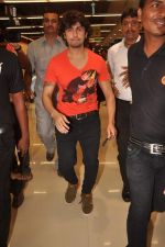 Sonu Nigam at Deswa music launch in Malad on 30th Oct 2011 (57).JPG
